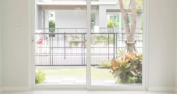 Balcony Screen Door Repair in Keystone, FL