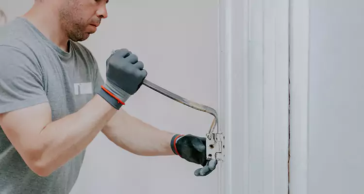 Cracked Door Jamb Repair in Keystone, FL