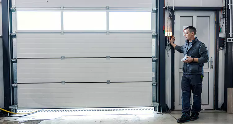 Modern Overhead Door Repair in Keystone, FL