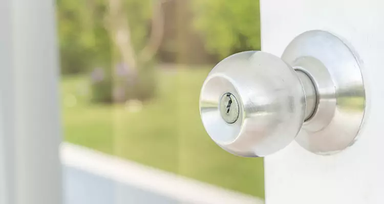 Patio Door Mechanism Jammed in Keystone, FL